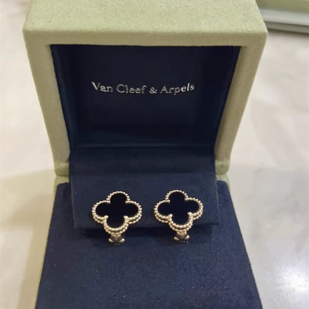 Van Cleef & Arpels Earrings